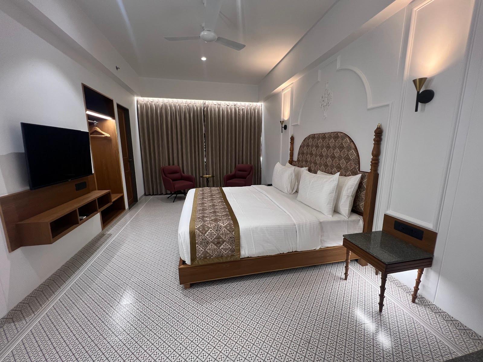 Haldi KumKum Resort – photo 3