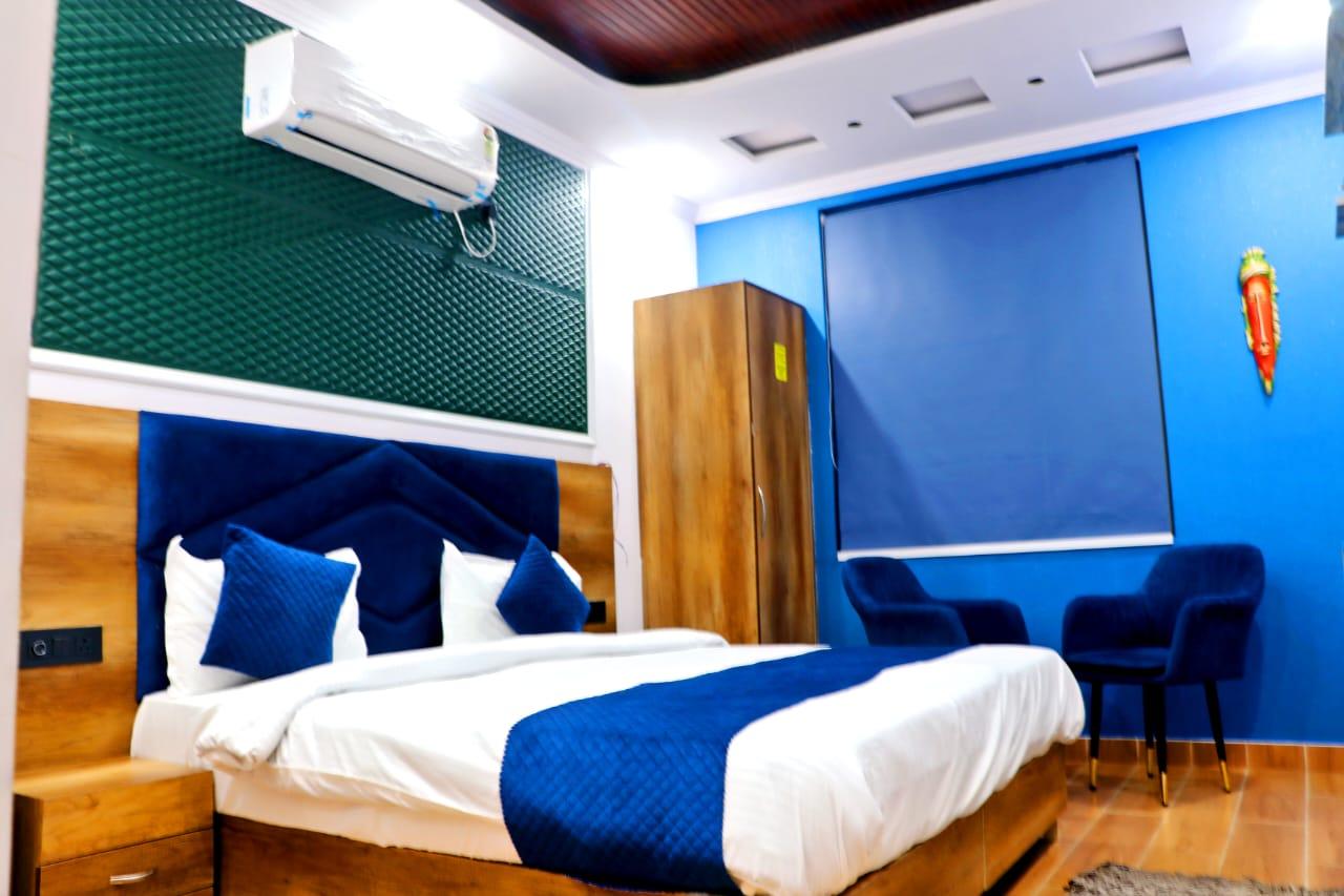 Red Leaf Hotels – photo 3