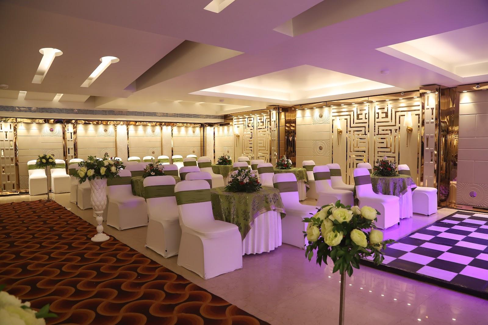 Hotel Myriad , Vidhan Sabha Marg – photo 4
