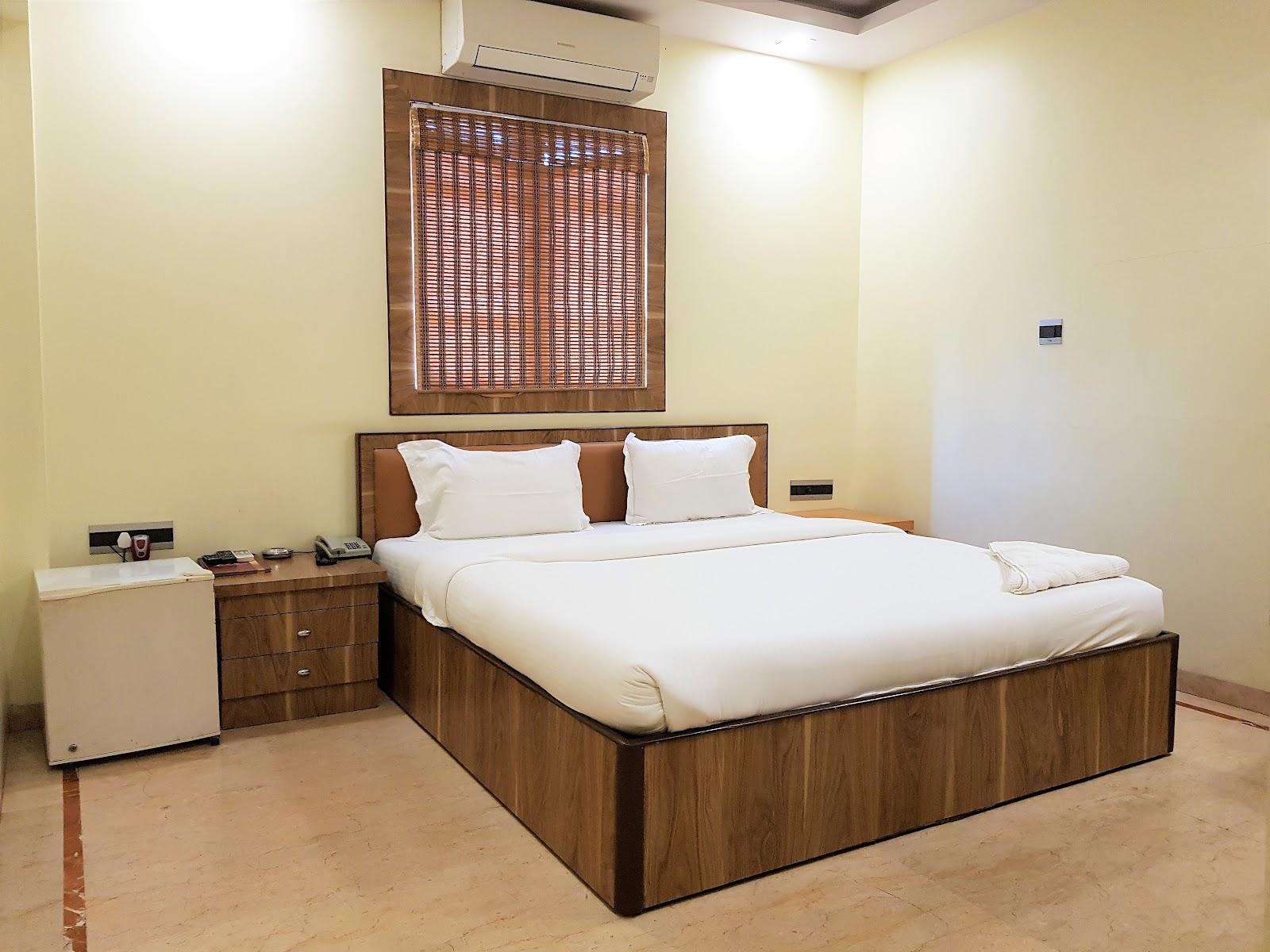 Nestor Hotel – photo 1