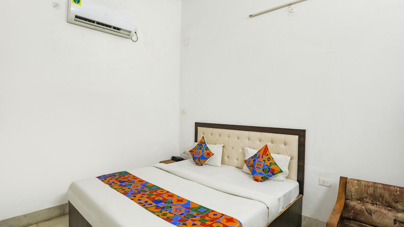 FabExpress Prashansa Palace - Hotel Near Varanasi Railway Station – photo 3