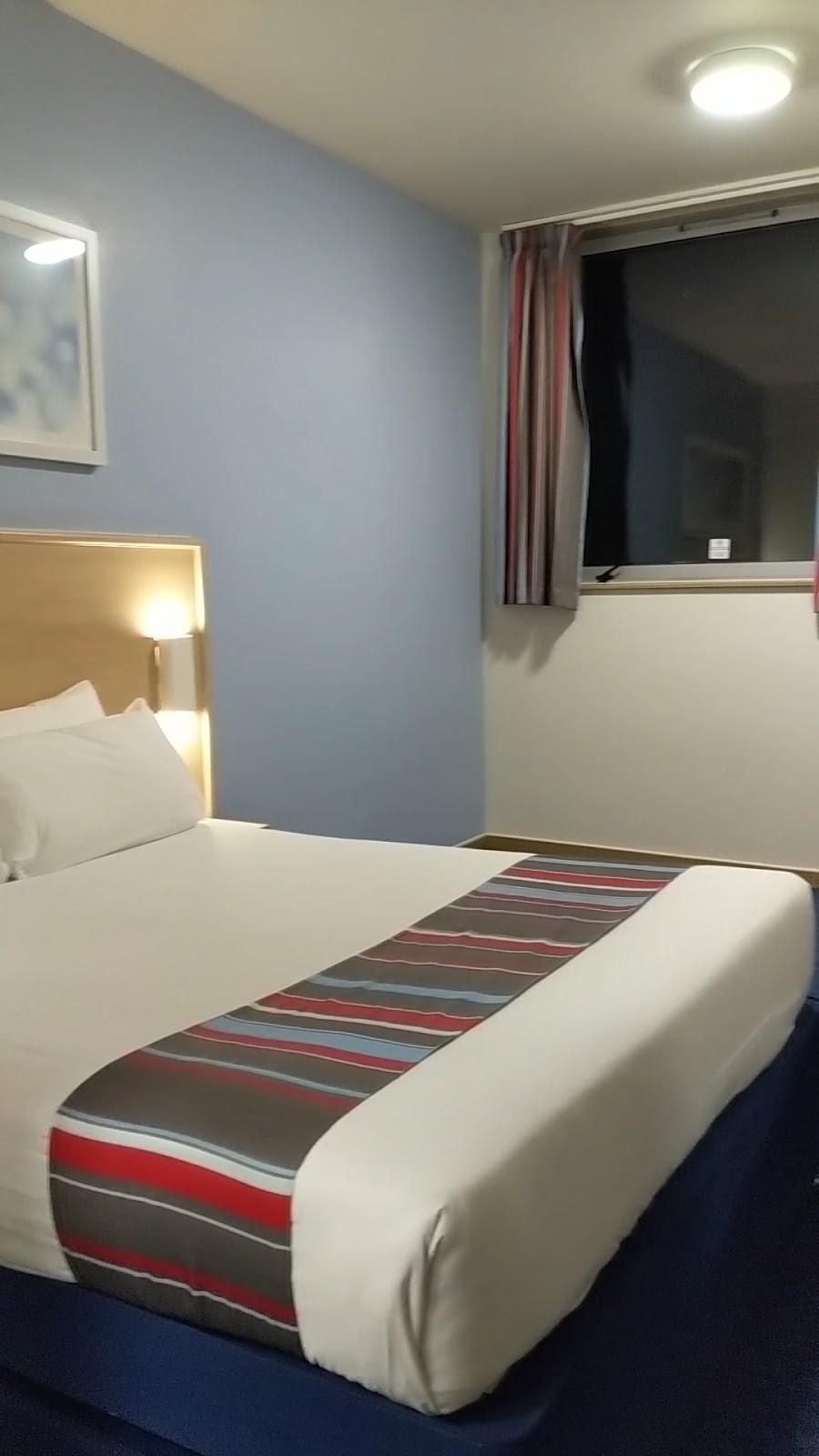 Travelodge London Central City Road – photo 2