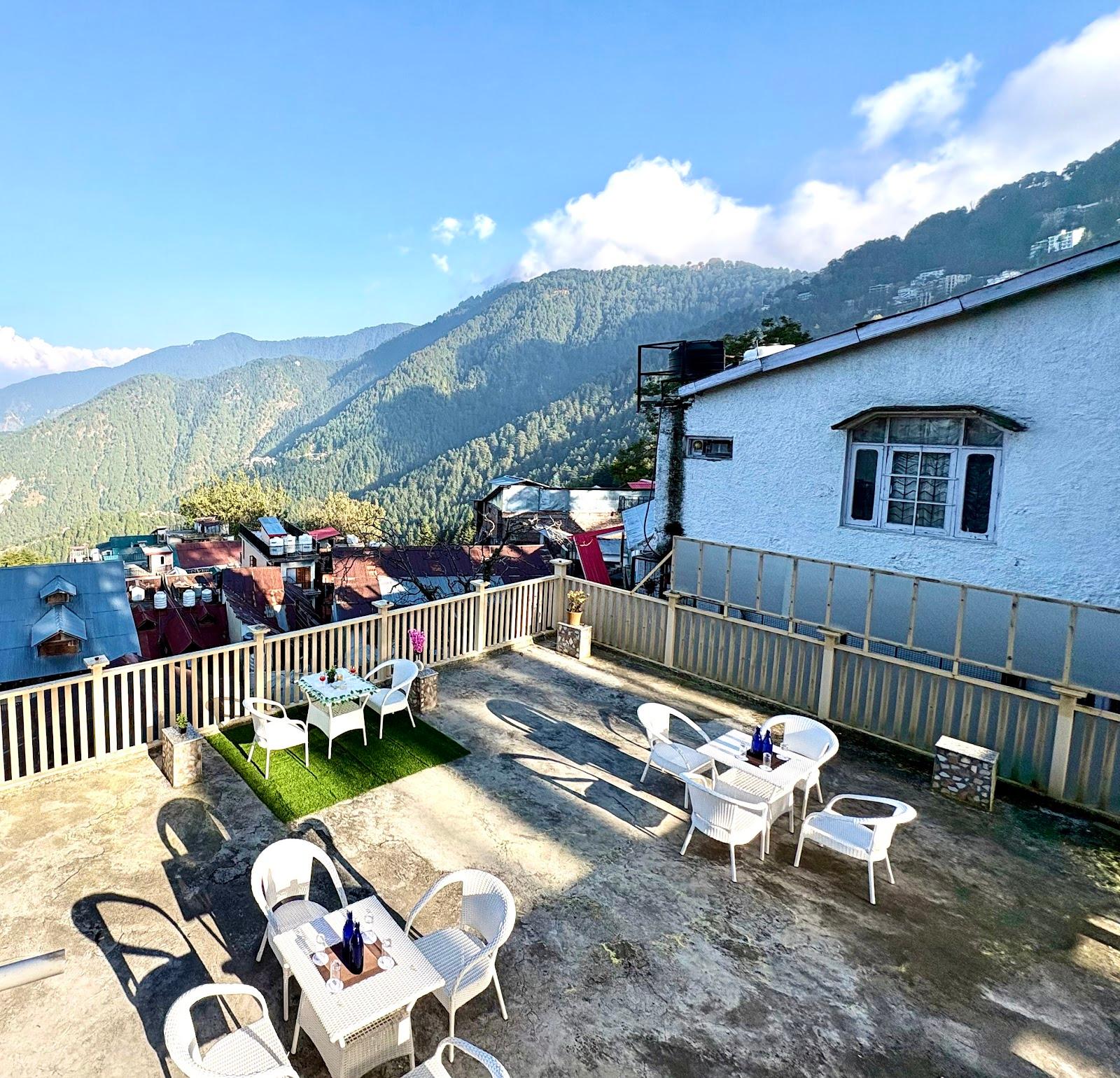 Hotel Mini Switzerland – photo 1