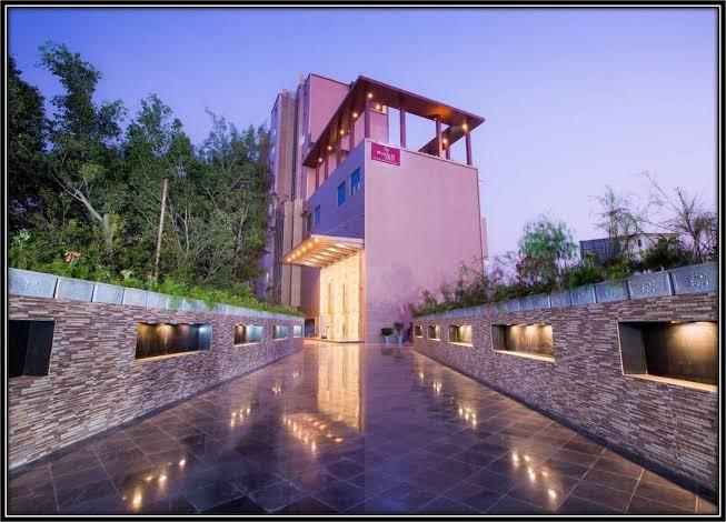 Regenta Central Grand Exotica Pune – photo 1