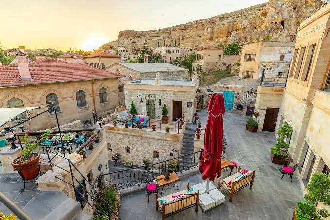 Elysion Cave Suites – photo 1
