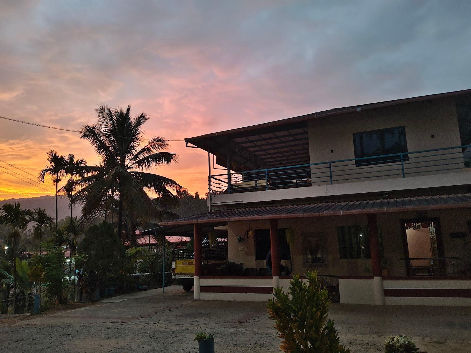 Kadepal Homestay
