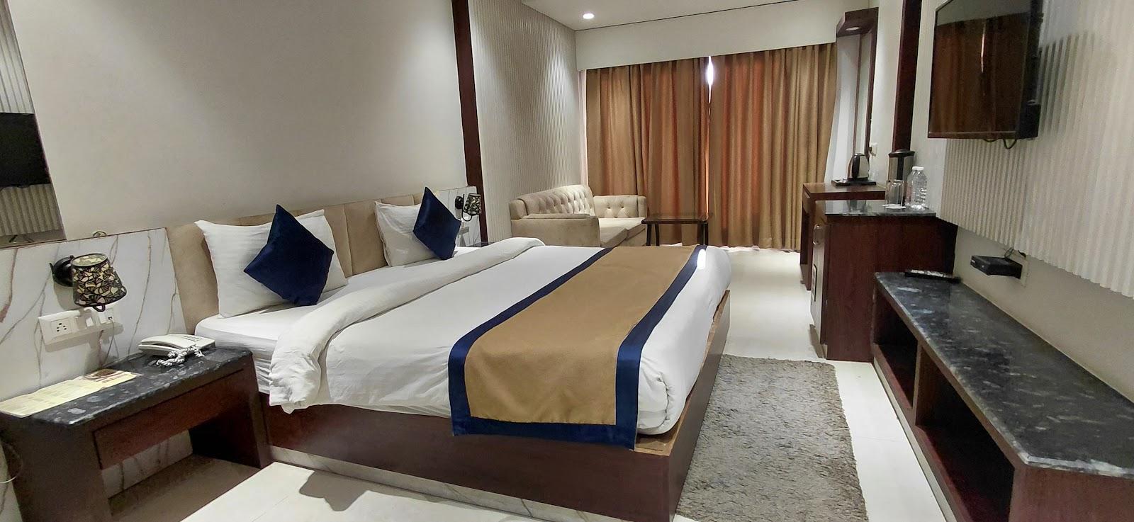 Sparsh Hotel and Resort – photo 3