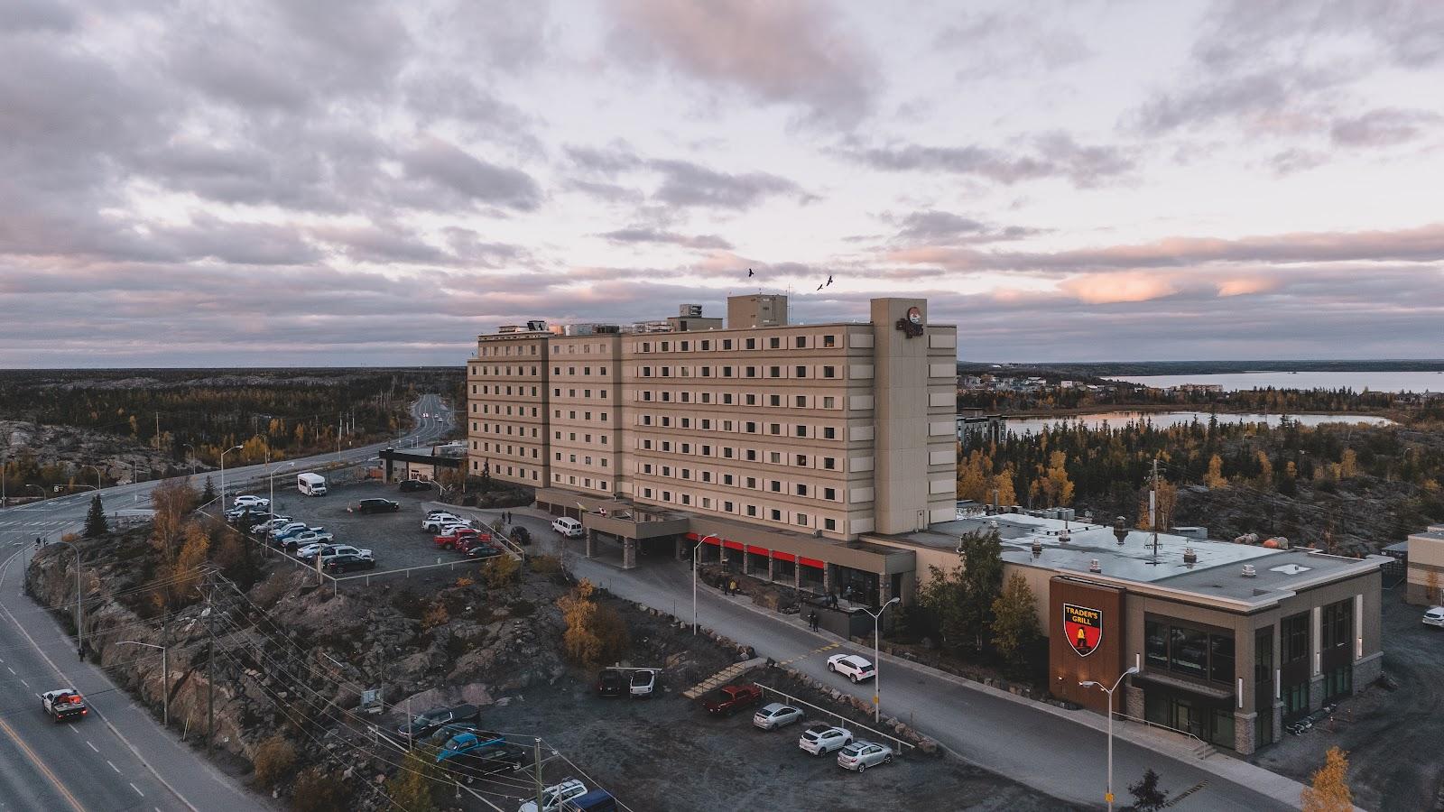 The Explorer Hotel – photo 1