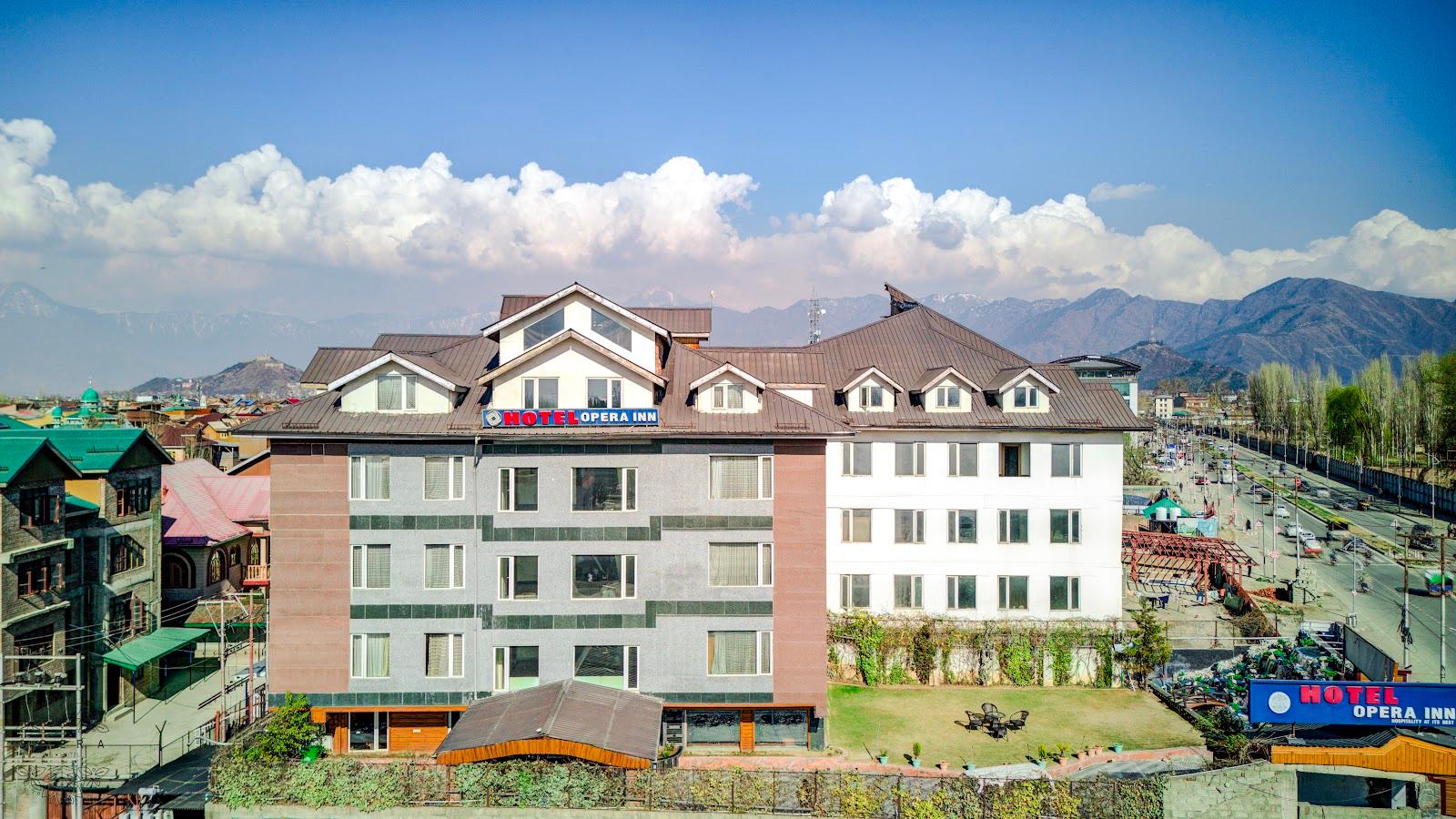 Opera Inn