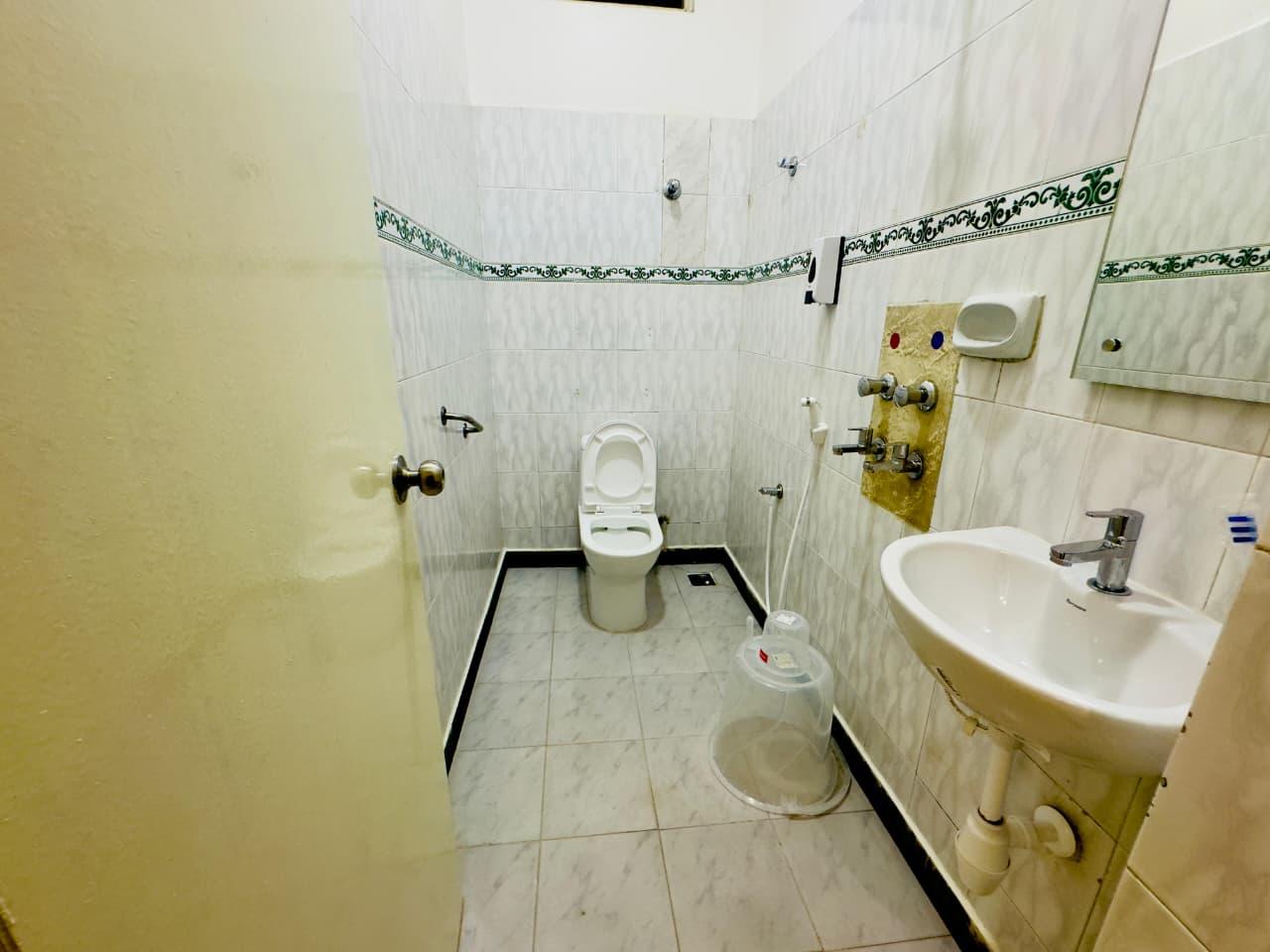 The Greens - Deluxe and Standard Rooms on main road Near Chennai Central Railway Station – photo 3