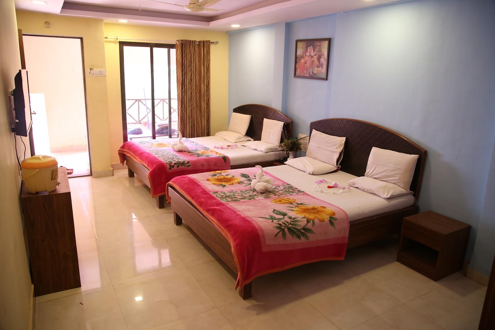 Royal Hotel Matheran – photo 2