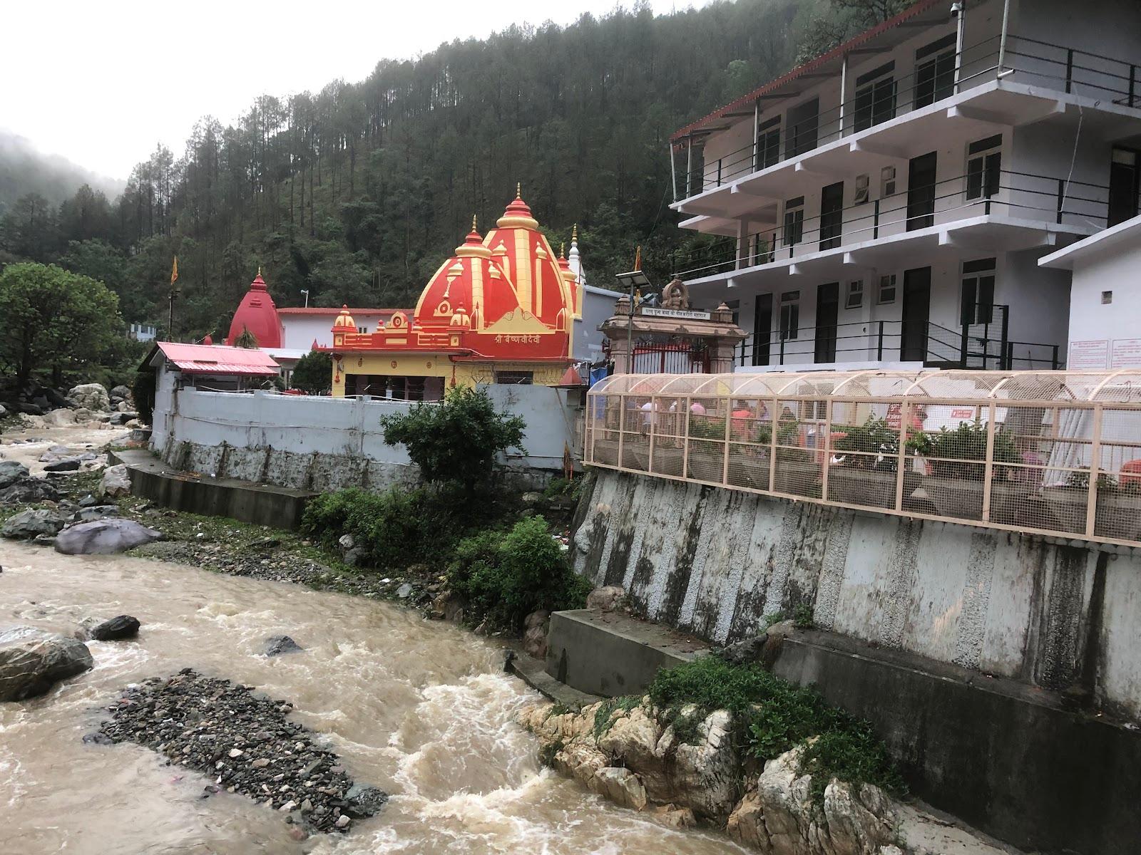 Kainchi Dham Forest Rest House – photo 2