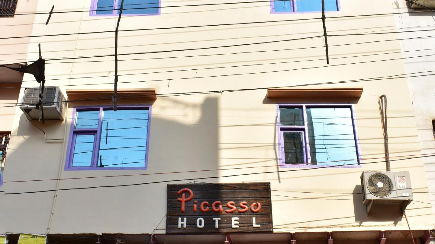 Hotel Picasso – photo 1