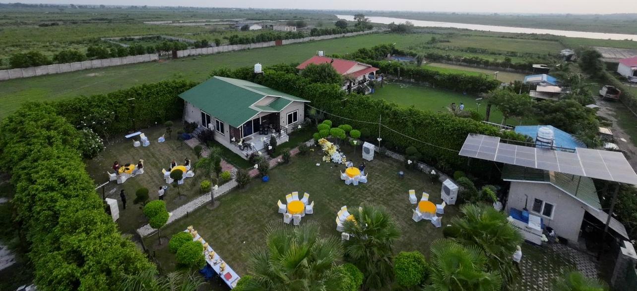 DEVILLA 202 BEST POOL PARTY PLACE noida sec 150