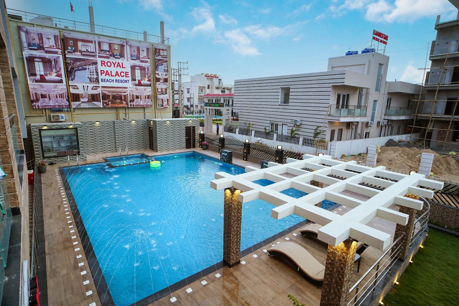 Royal Palace Beach Resort – photo 1