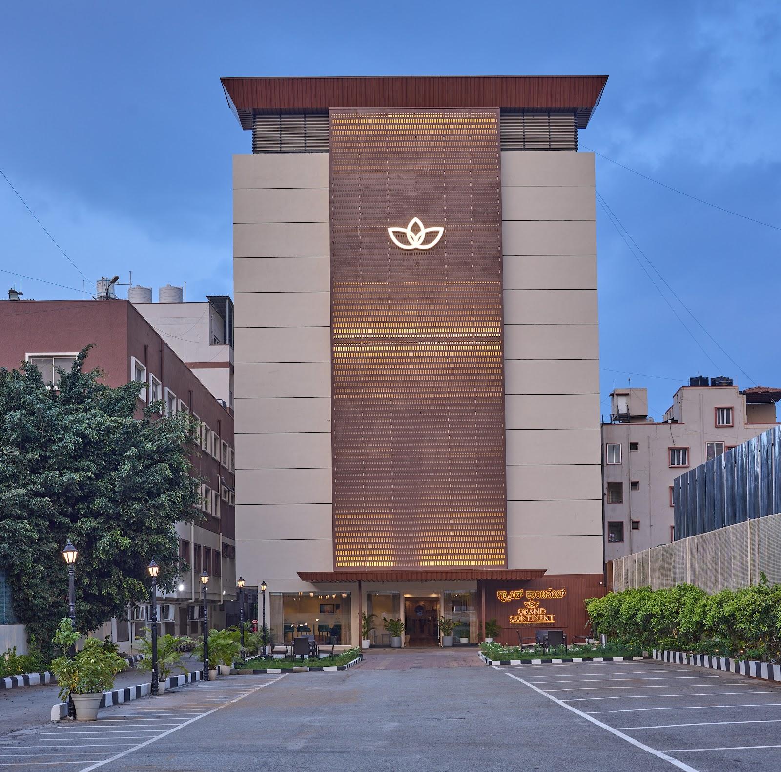 Grand Continent Hotels Brookefield - A Sarovar Portico Affiliate – photo 1
