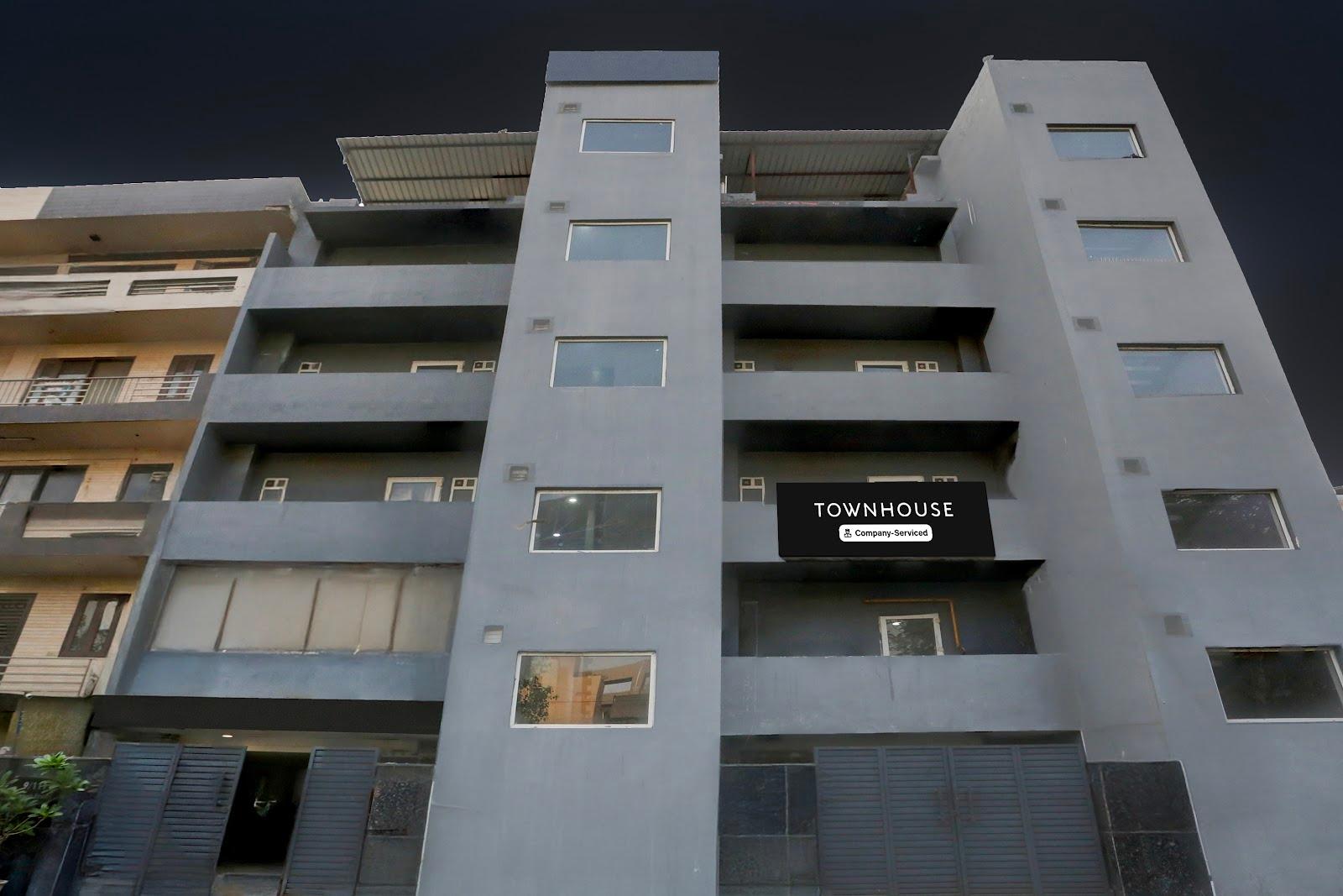 Townhouse Shahdara Near Yamuna Sports Complex Formerly Hotel Ipotel – photo 1