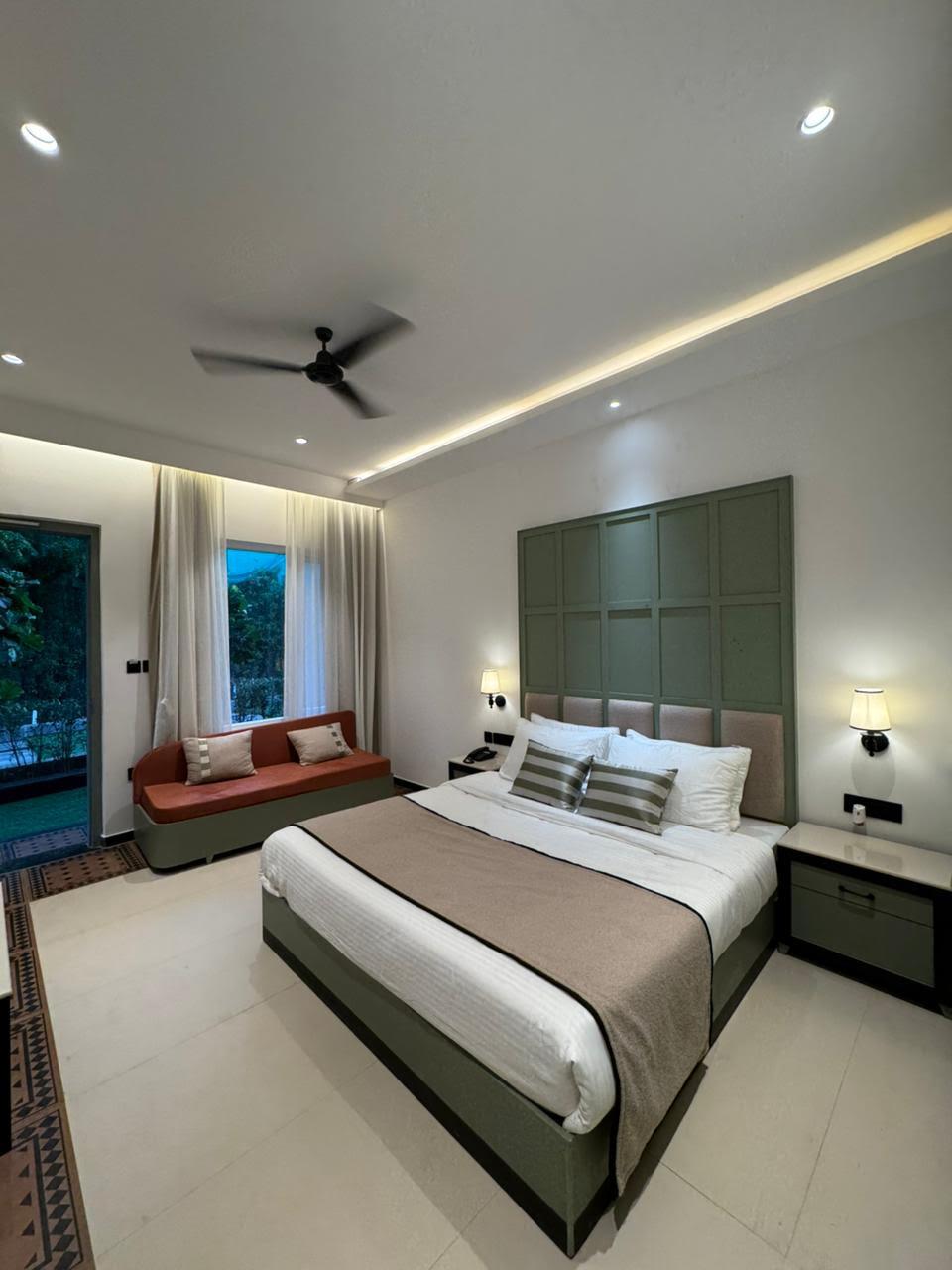 Status Club & Resort – photo 3