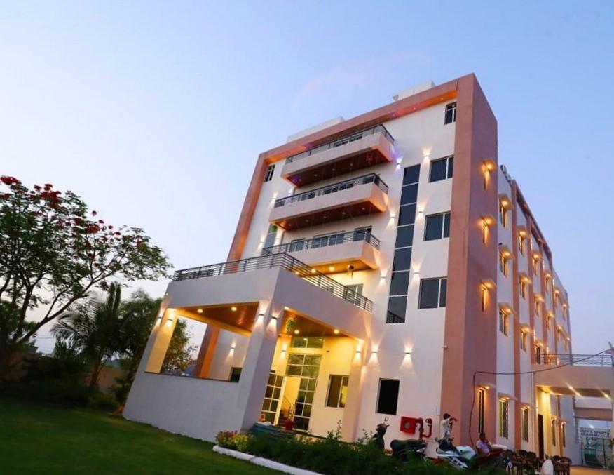 Sun Stone Hotel & Club - Jawai – photo 1