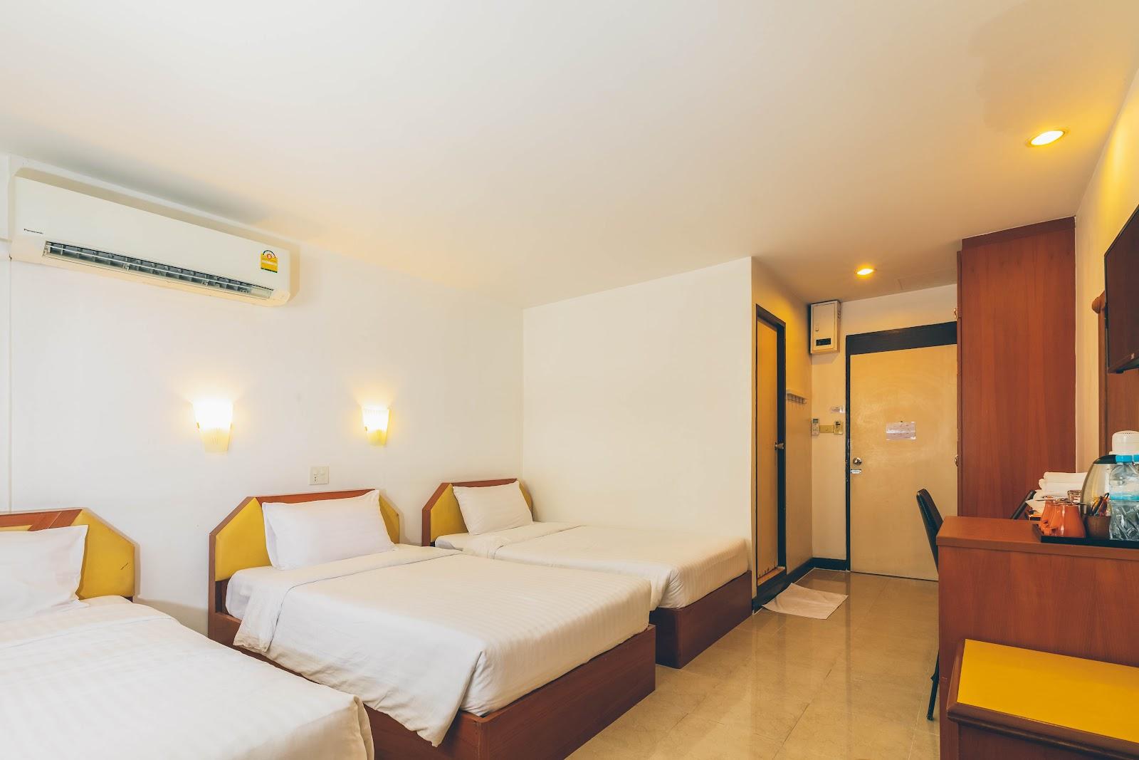 Atlas Bangkok Hotel – photo 2