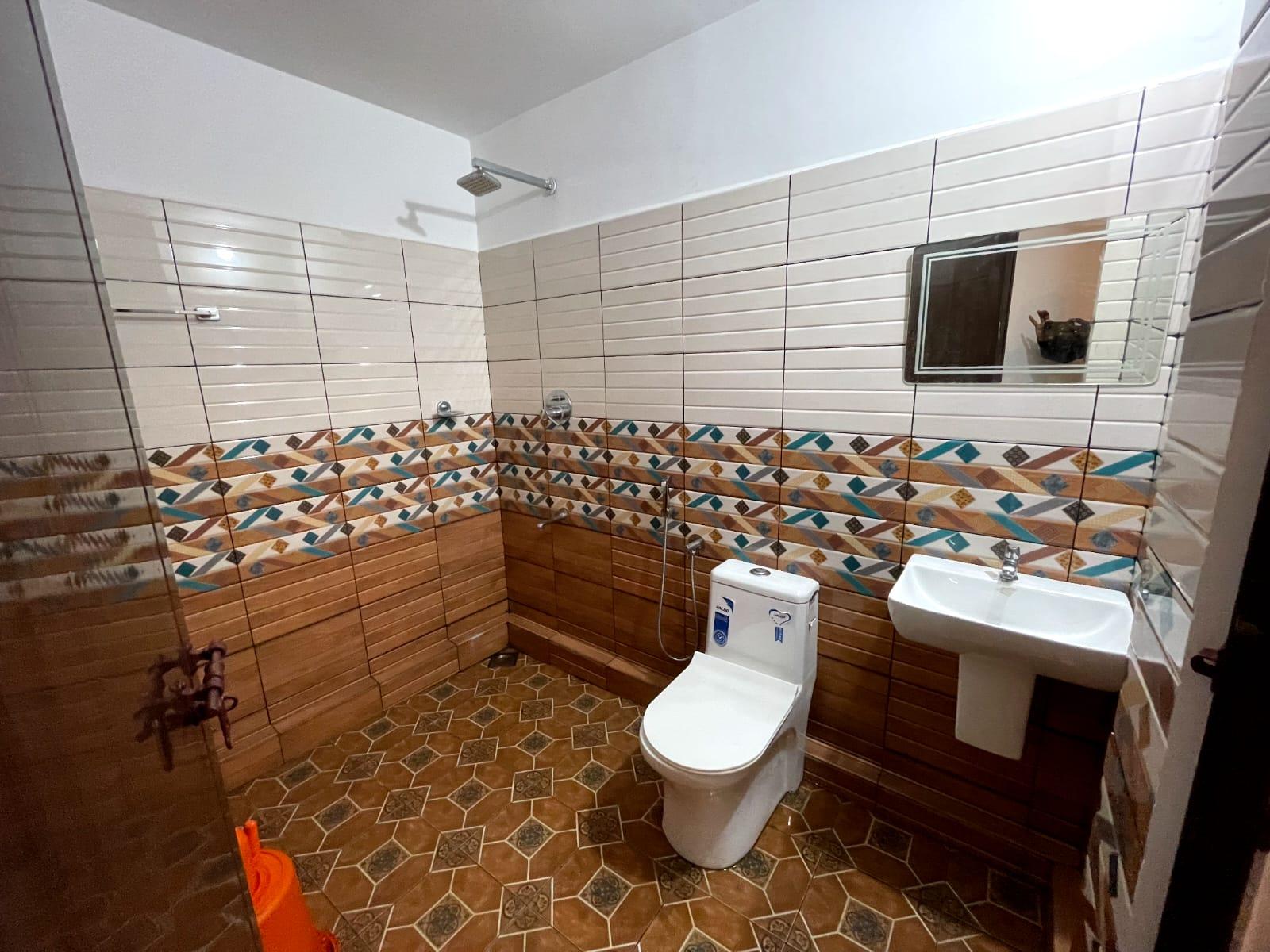 Dakshinakasi Guest House – photo 4