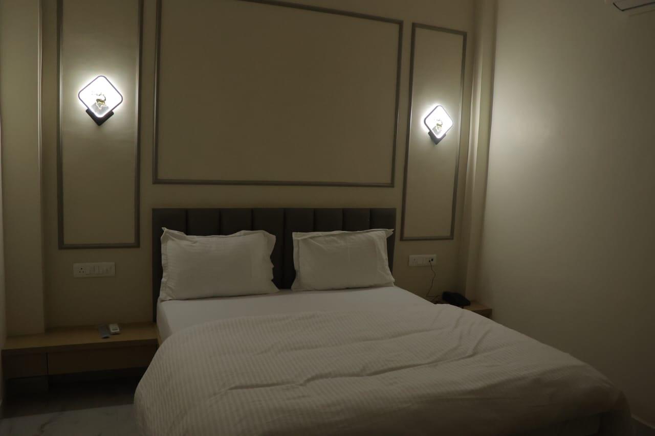 Radha Raman Inn – photo 3
