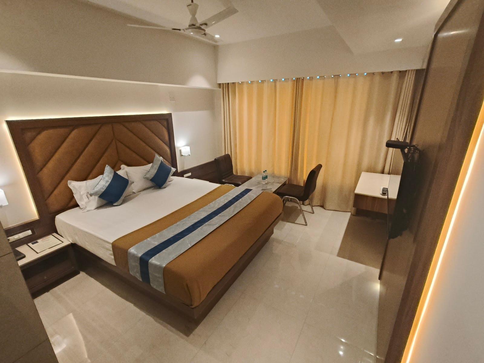 Hotel Nakshatra Residency – photo 3