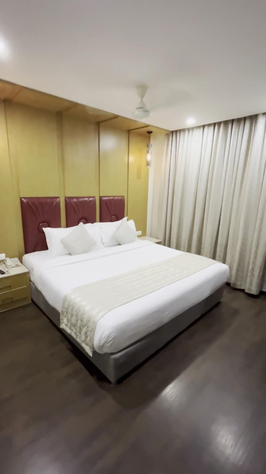 Hotel Blossoms – photo 2