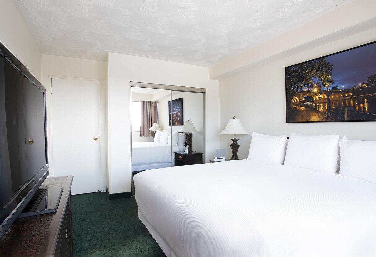 The Business Inn & Suites – photo 3