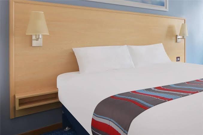 Travelodge Stoke-on-Trent Trentham – photo 4