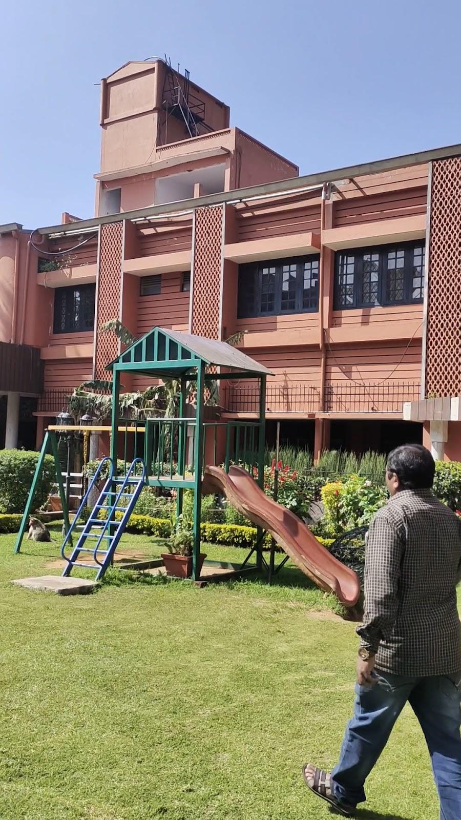 Hotel Vivek – photo 2