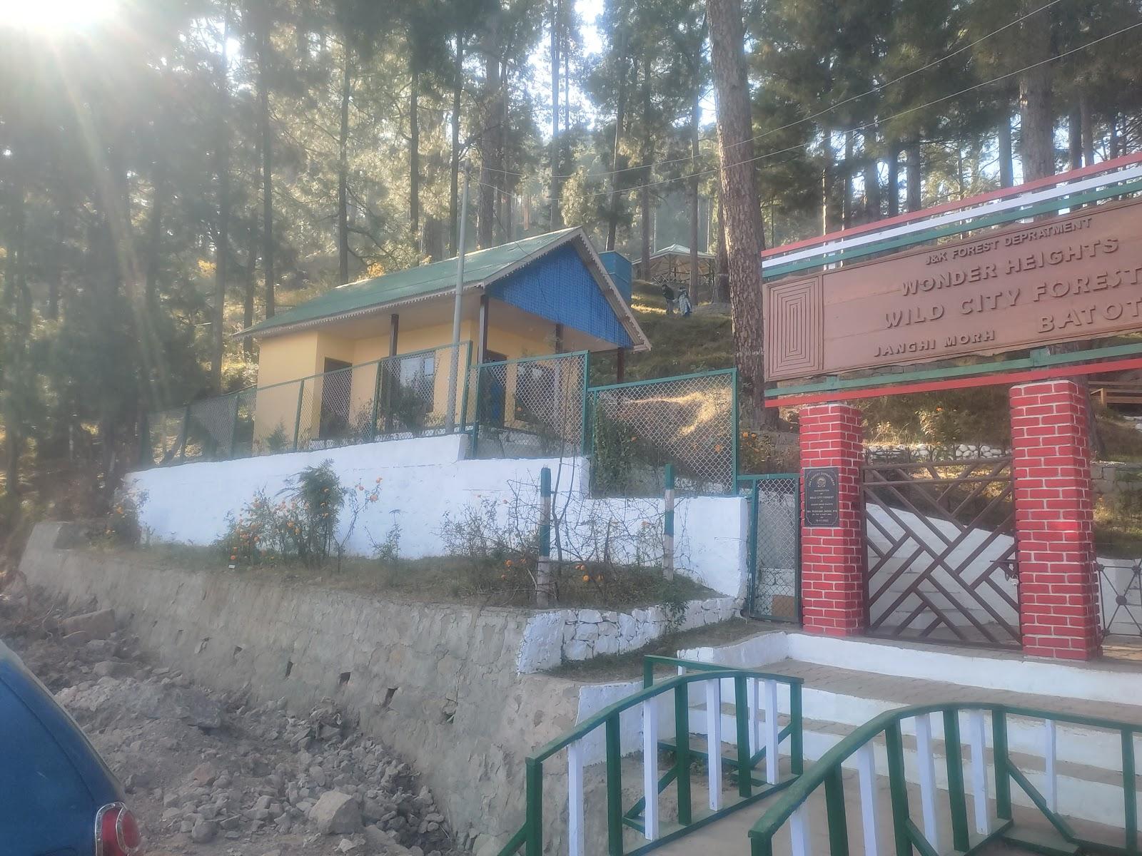 Wonderland Guest House – photo 1