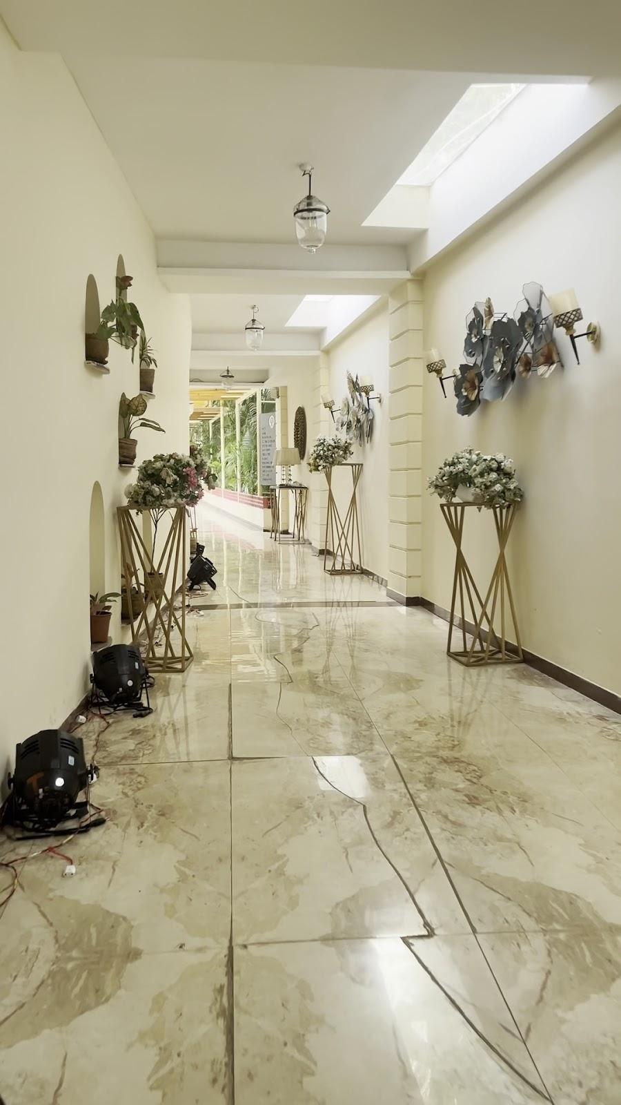 Woods inn resort, Airport Hotel, Bhopal – photo 2