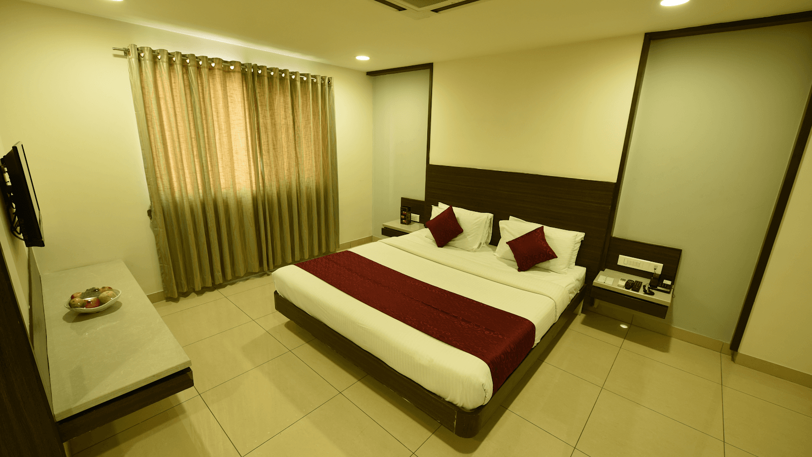 Hotel Landmark – photo 1