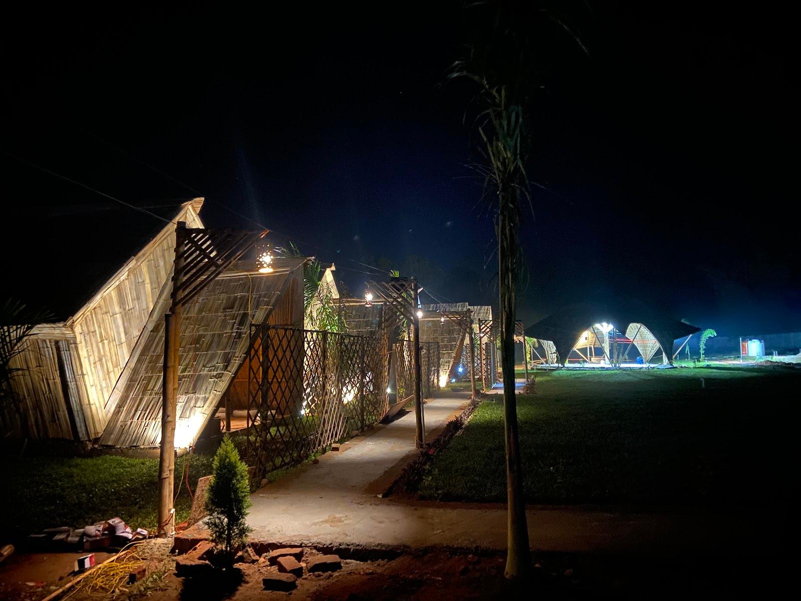 Netarhat art village resort