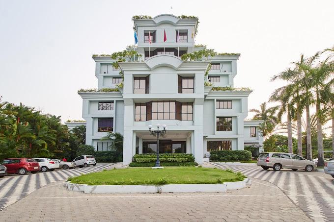 The Windsor Castle Leisure Hotel & Ayurvedic Resort