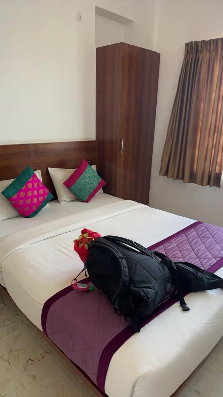 Keerthis Royal Suites Hotel Near Kempegoda Int'l Airport | Hourly Rooms Available – photo 2