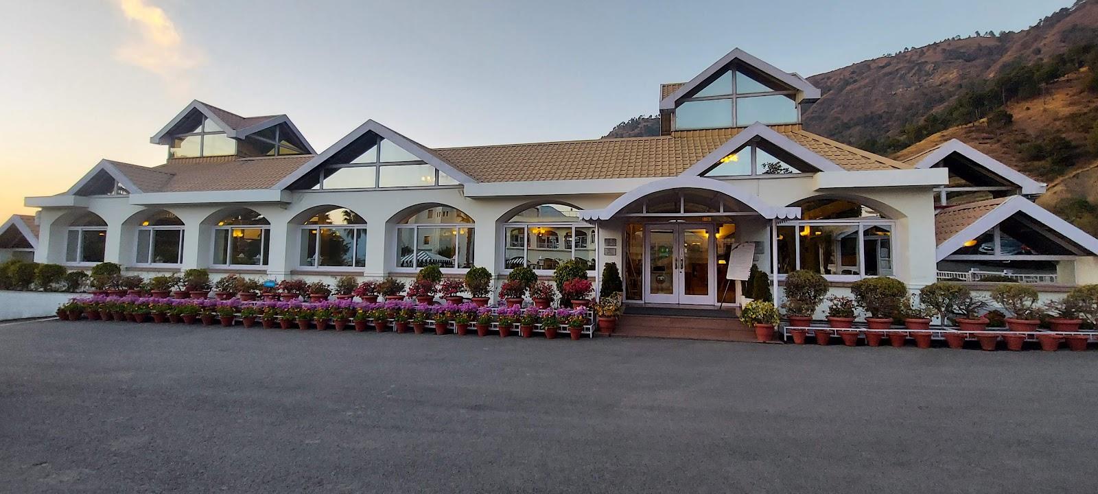 Club Mahindra Kandaghat Entry Gate