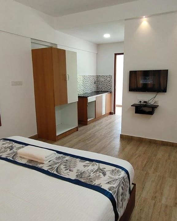 MELVET RESIDENCY – photo 2