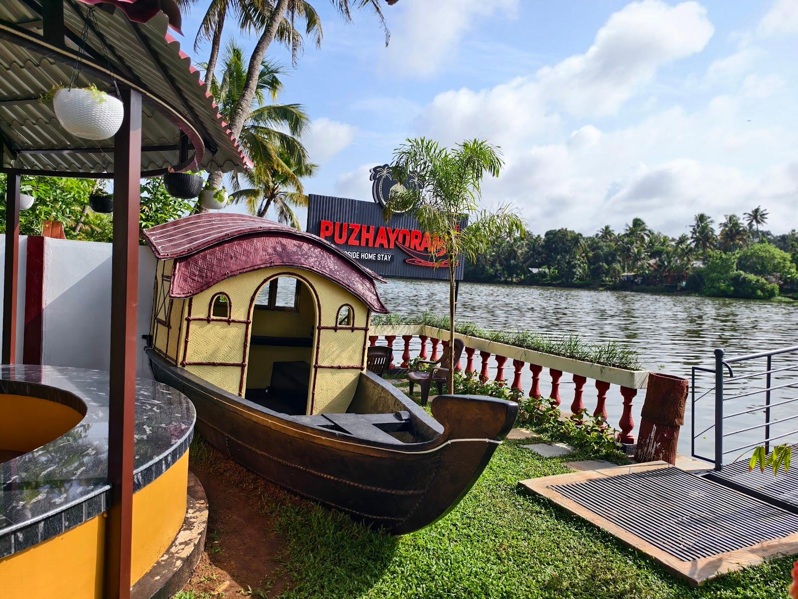 Puzhayoram Riverside Homestay