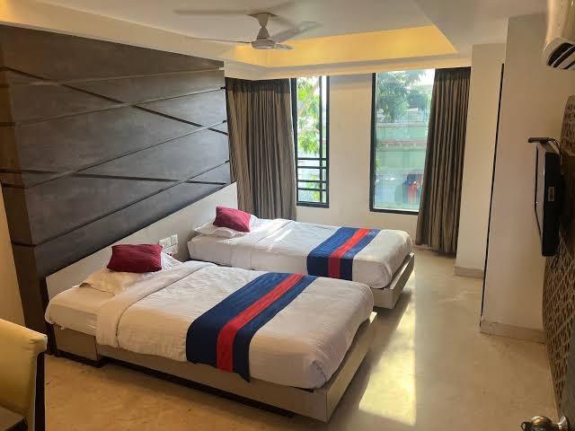 HOTEL ASTON INTERNATIONAL – photo 4
