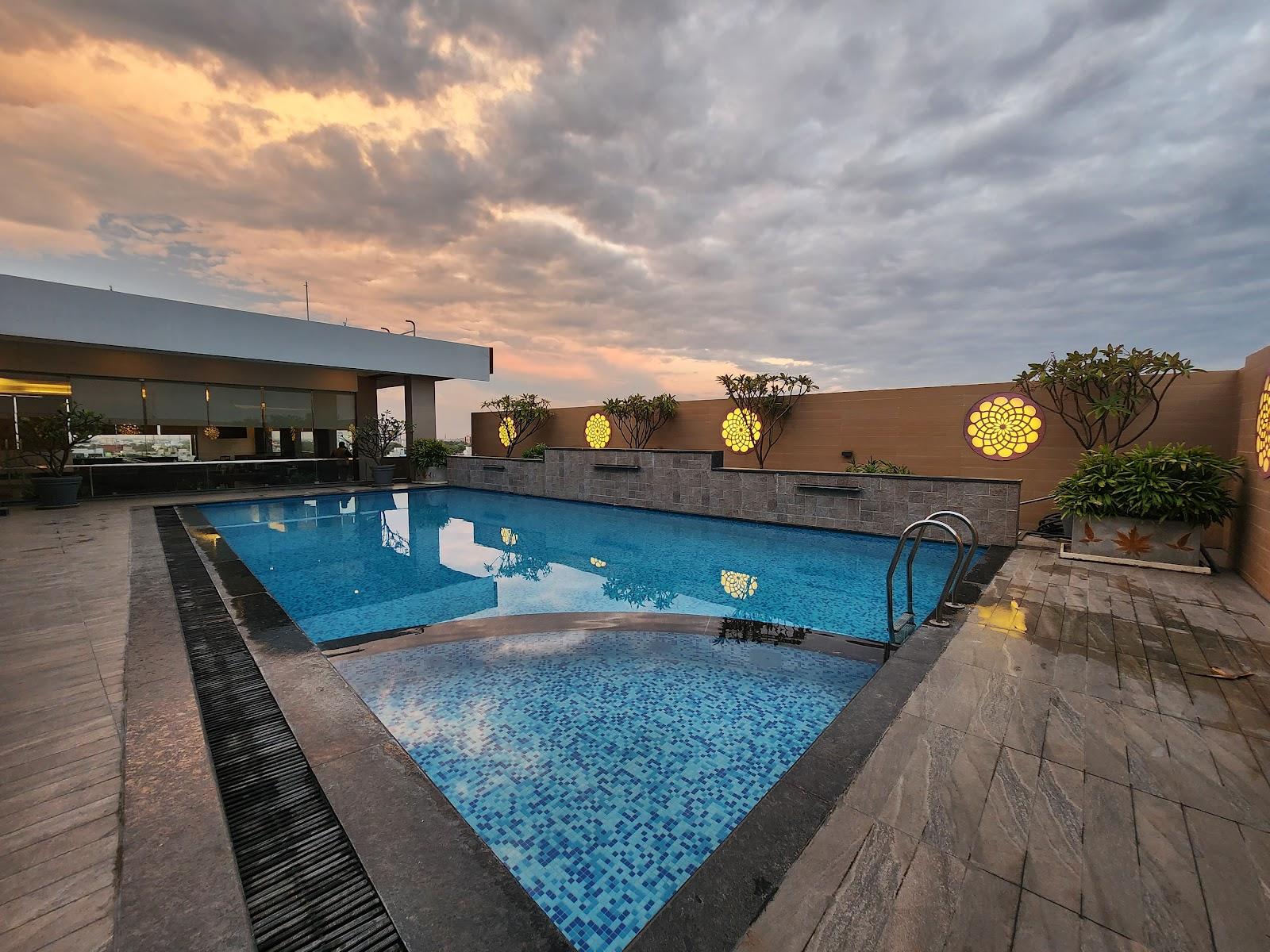 Hotel Blossoms – photo 4