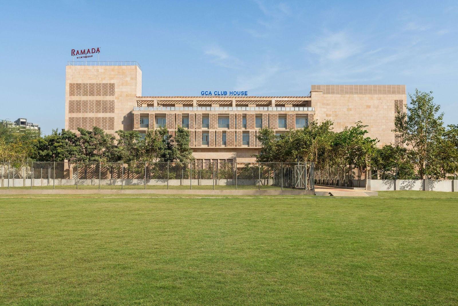 Ramada by Wyndham Ahmedabad Narendra Modi Stadium Motera – photo 1
