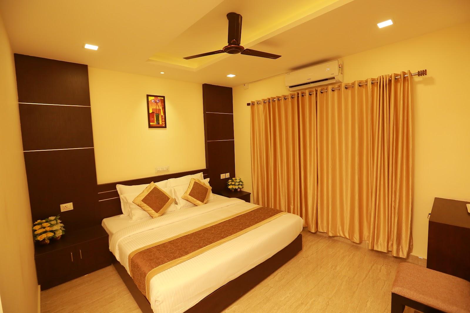 The Crescent suites Hotel – photo 3