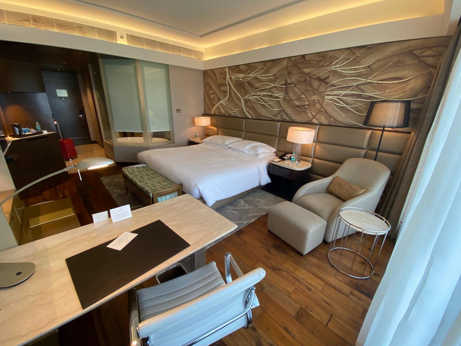The Leela Ambience Convention Hotel Delhi – photo 3
