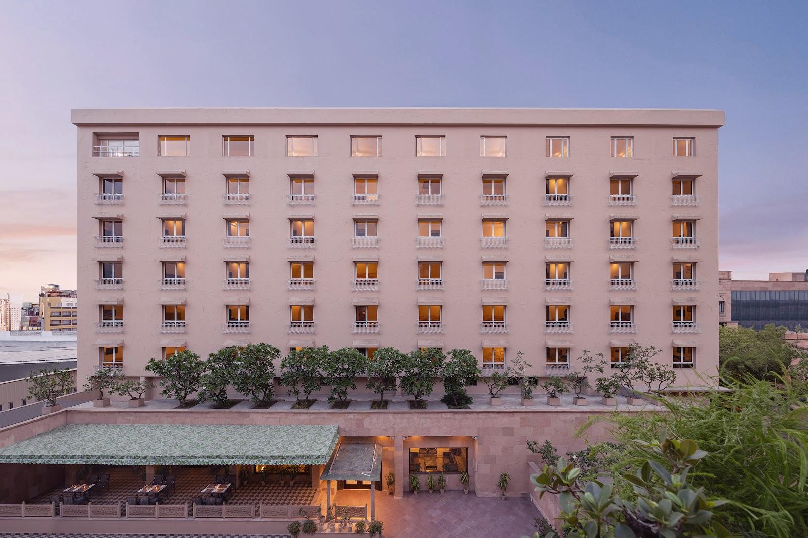 V Sarovar Portico MI Road Jaipur – photo 1