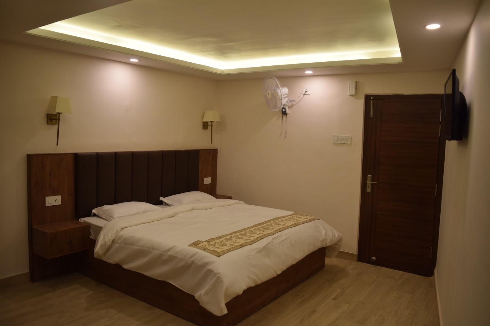 Hotel Himcasa Hotel | hotel in Shimla | budget hotel in Shimla | family room hotel in Shimla – photo 3