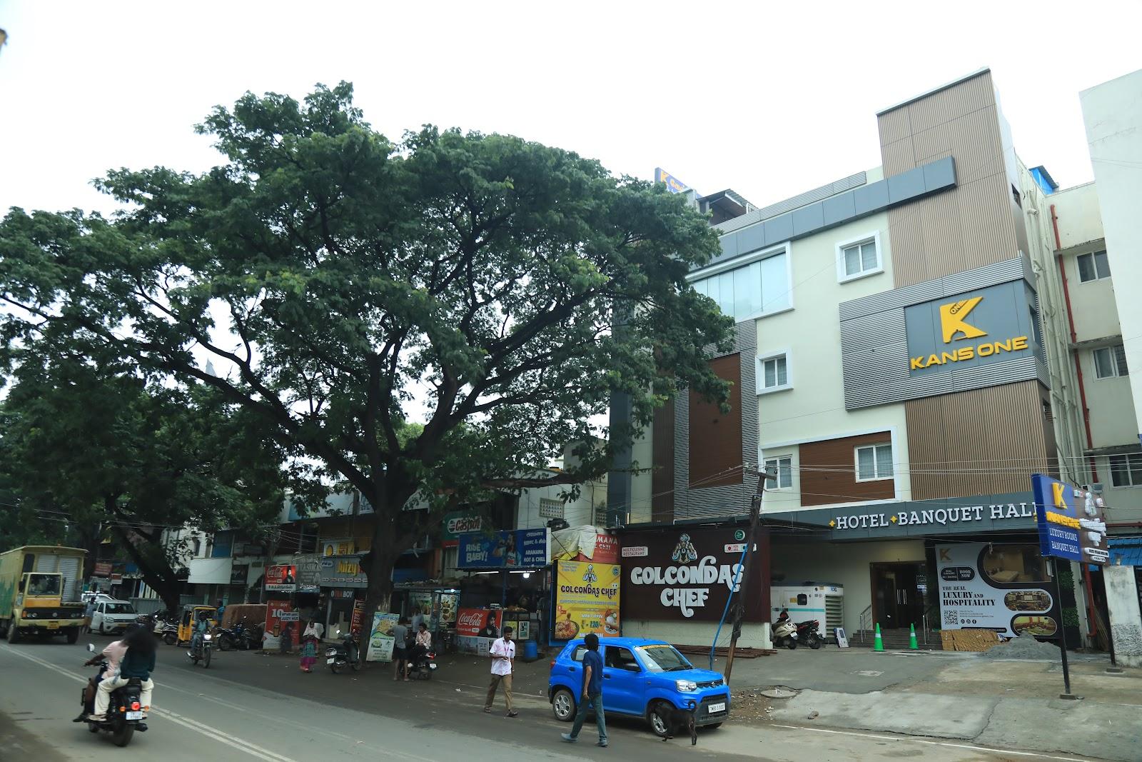 KANS ONE Hotel And Banquets – photo 1