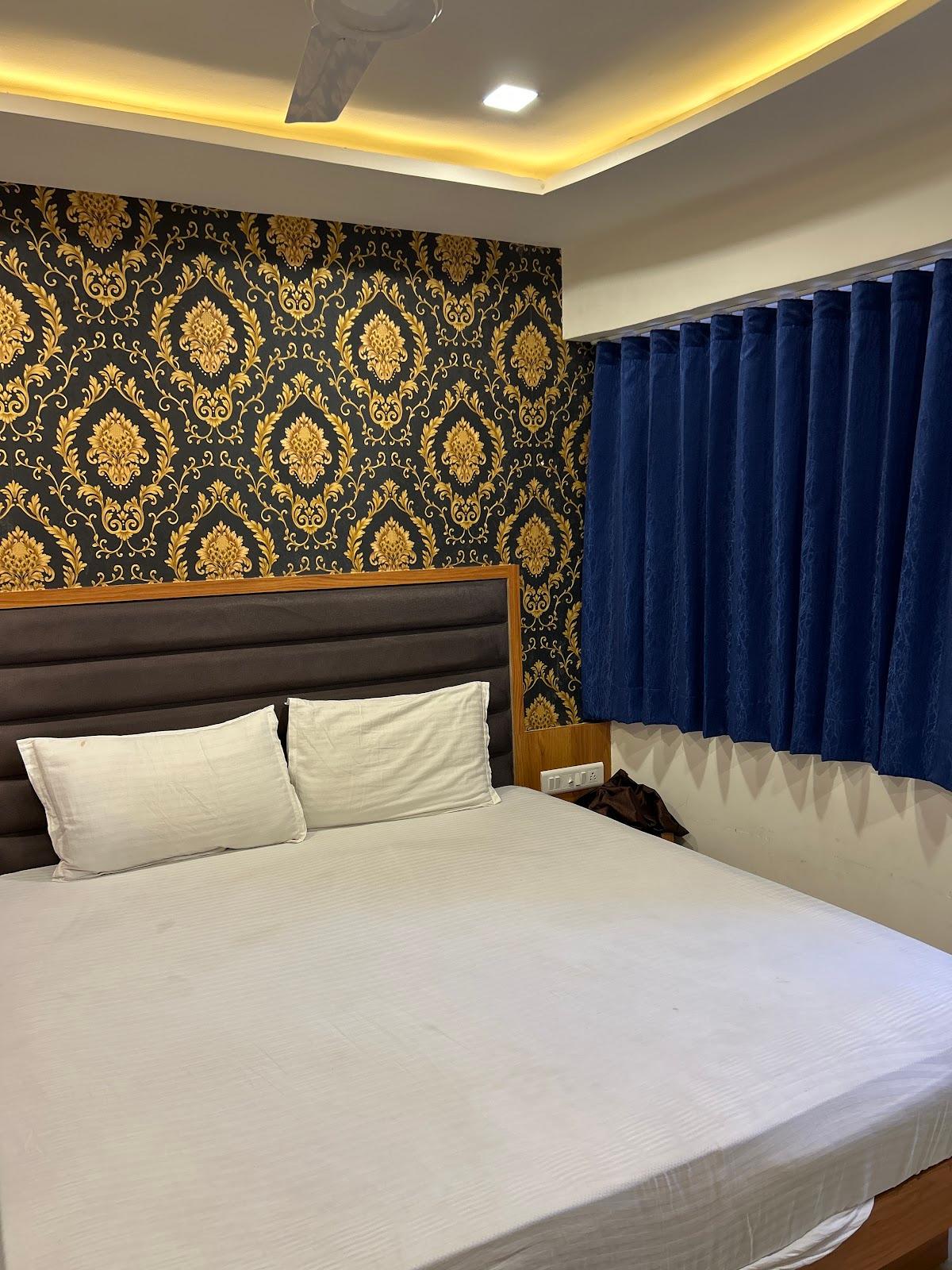 Hotel Noble Inn – photo 3