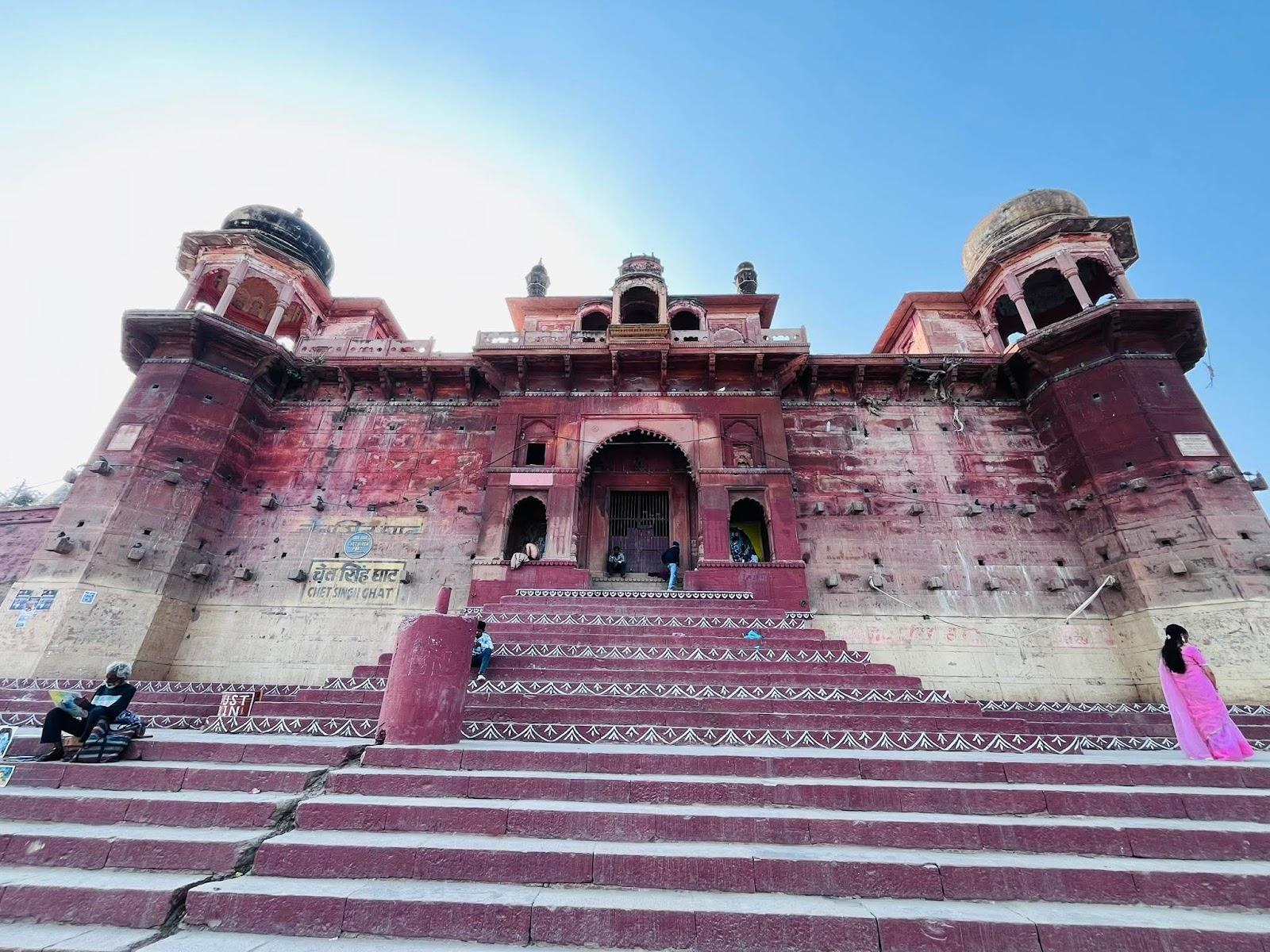 AMBER PALACE – photo 1
